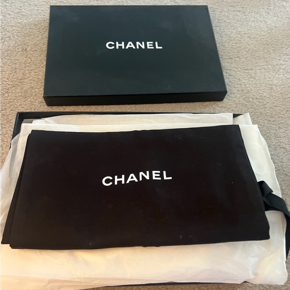 Chanel Camellia Thong Flip Flops - Picture 3 of 12